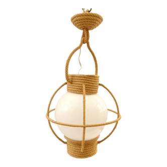 Suspension globe in white opaline and braided rope