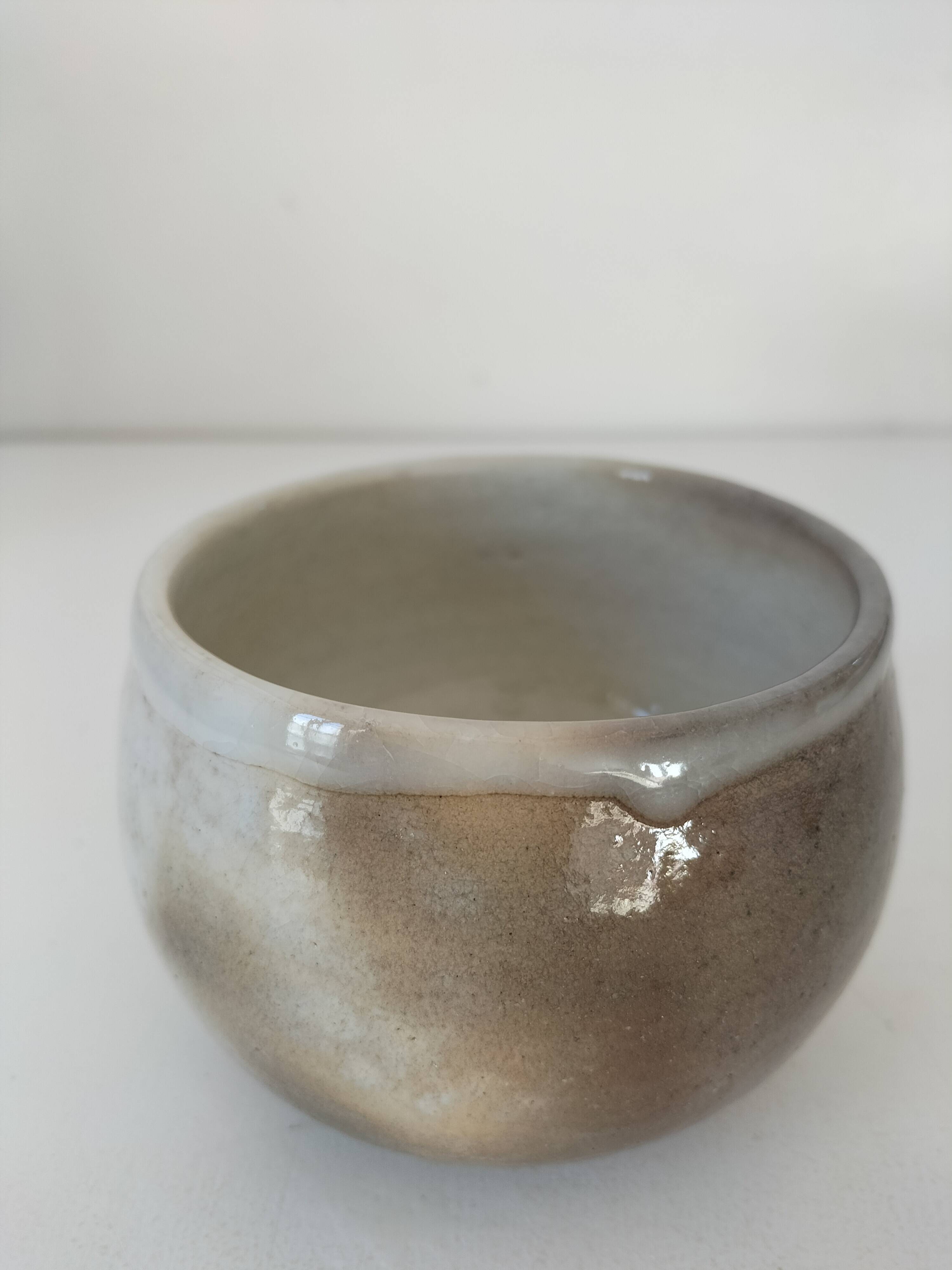 Signed handcrafted stoneware bowl – 70s wasi-sabi style