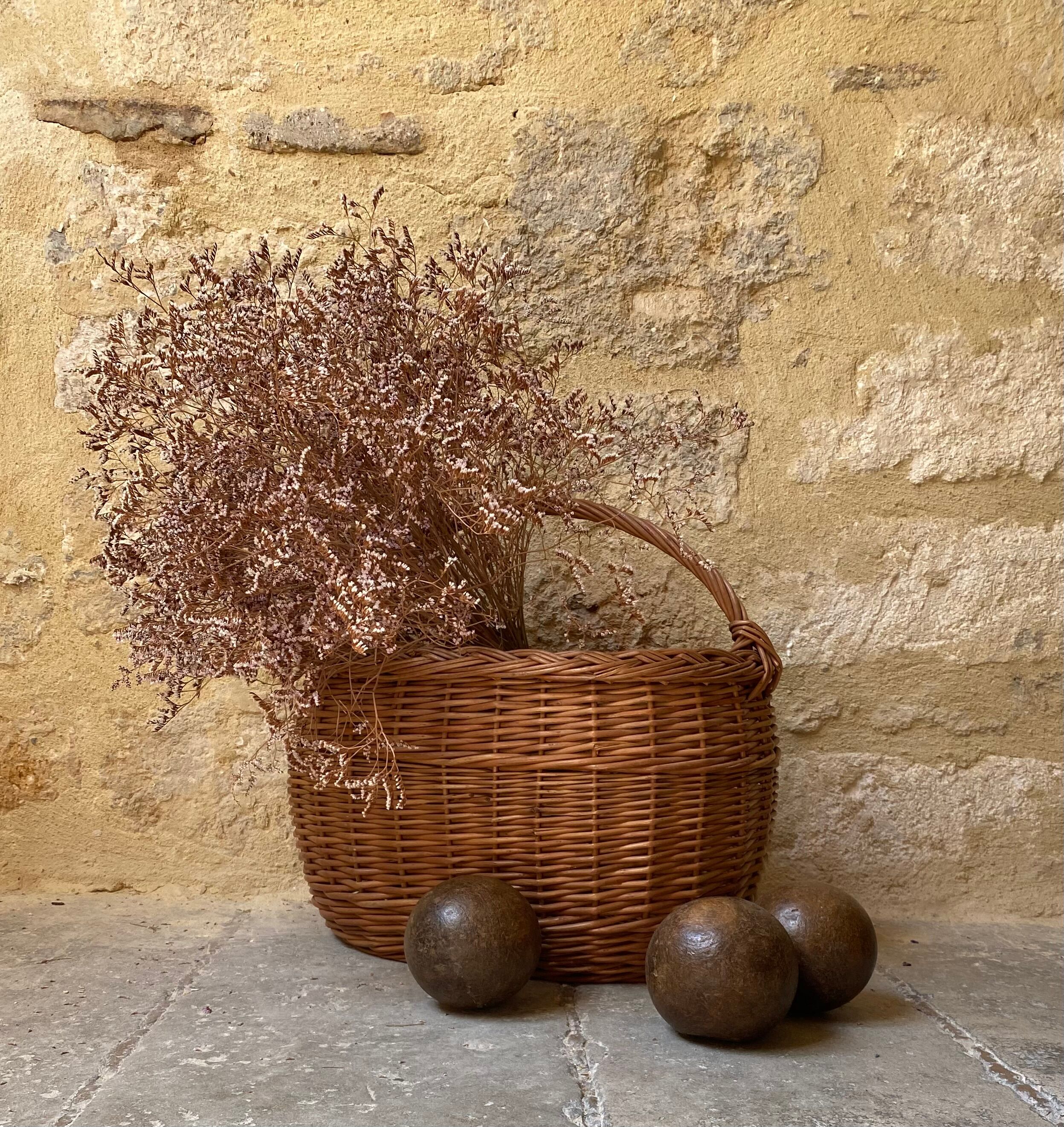 Wicker basket