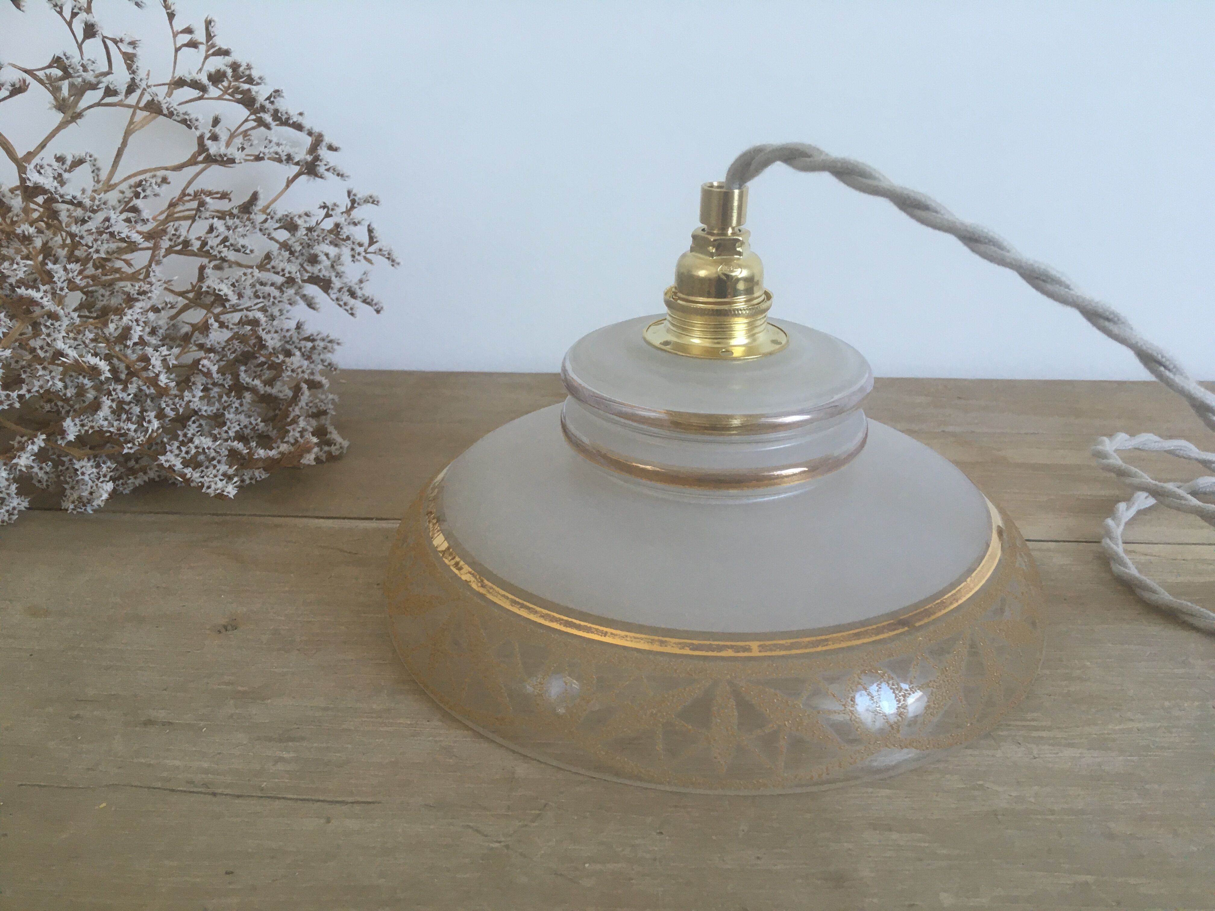 Pair of suspensions in white & gold frosted glass