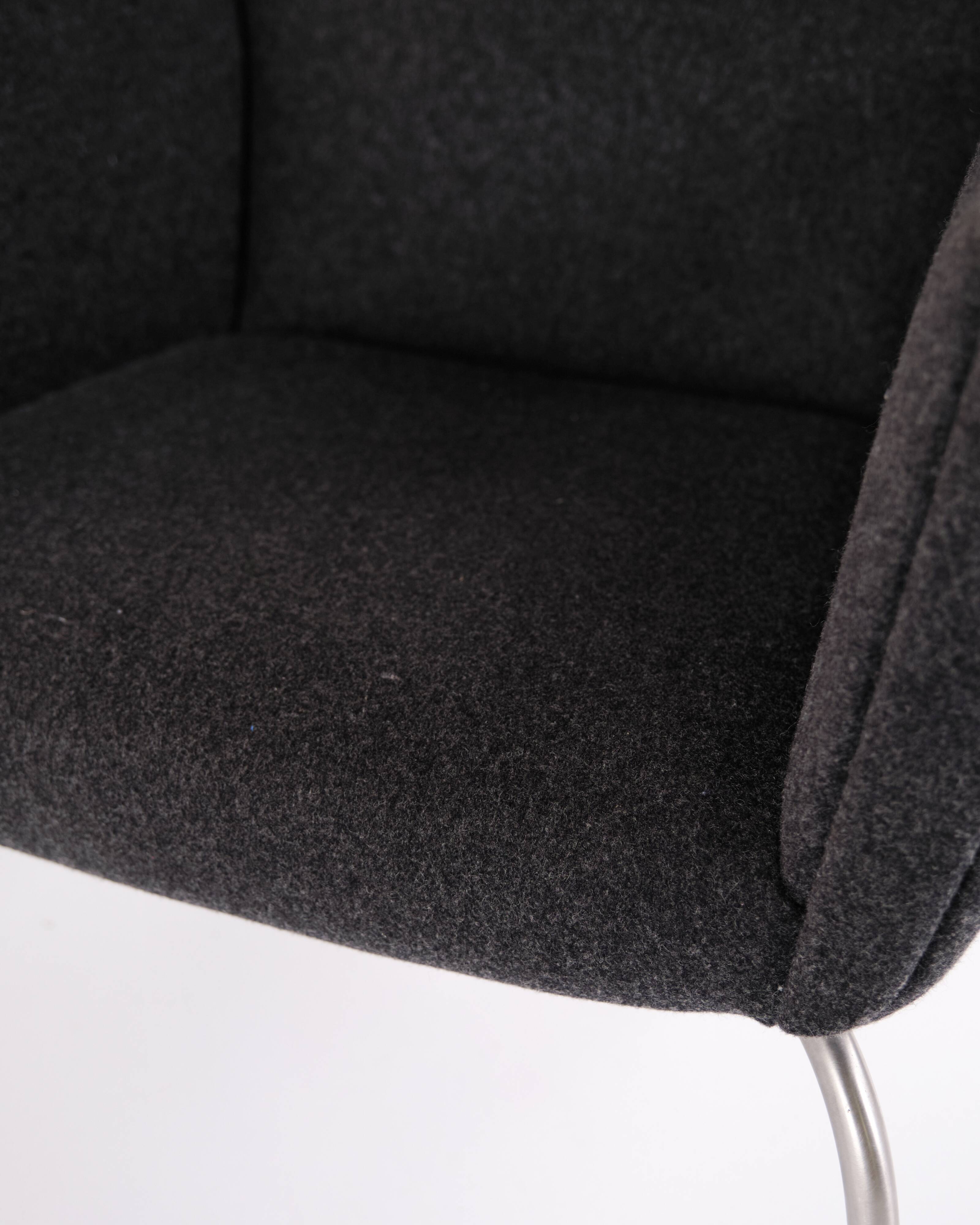 Wingchair – Hans J. Wegner – Model CH445 – Carl Hansen & Søn – Grey Hallingdal – With Footstool
