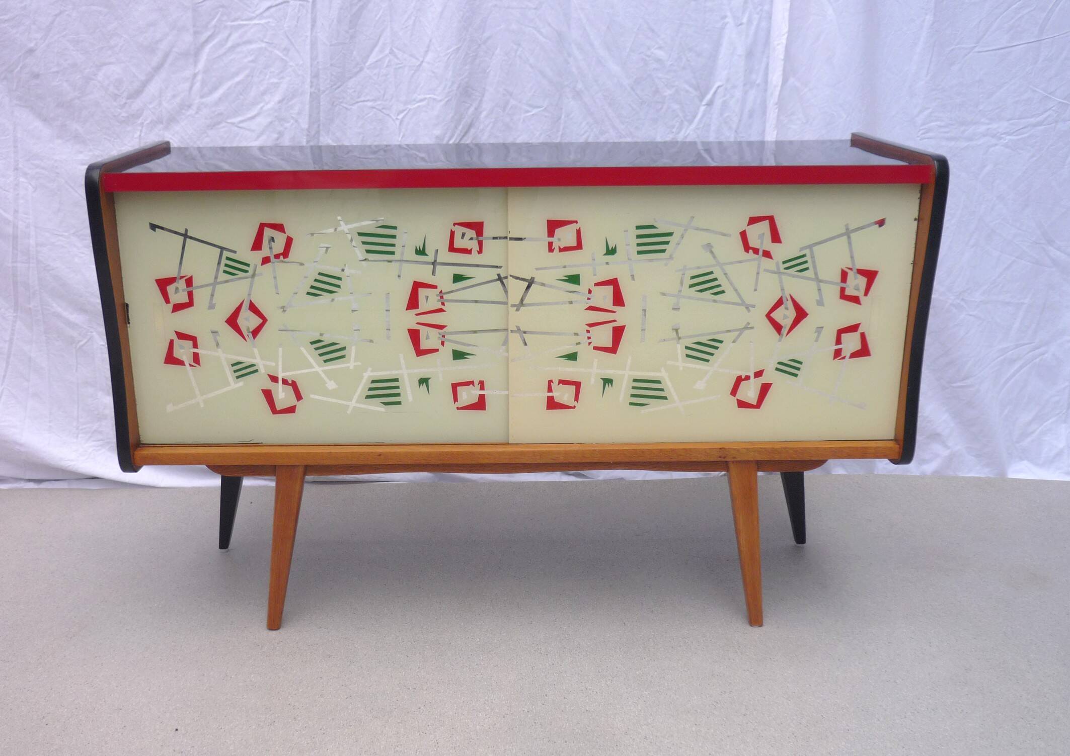Vintage sideboard with 2 sliding glass doors