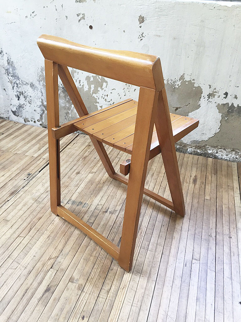 Folding chair