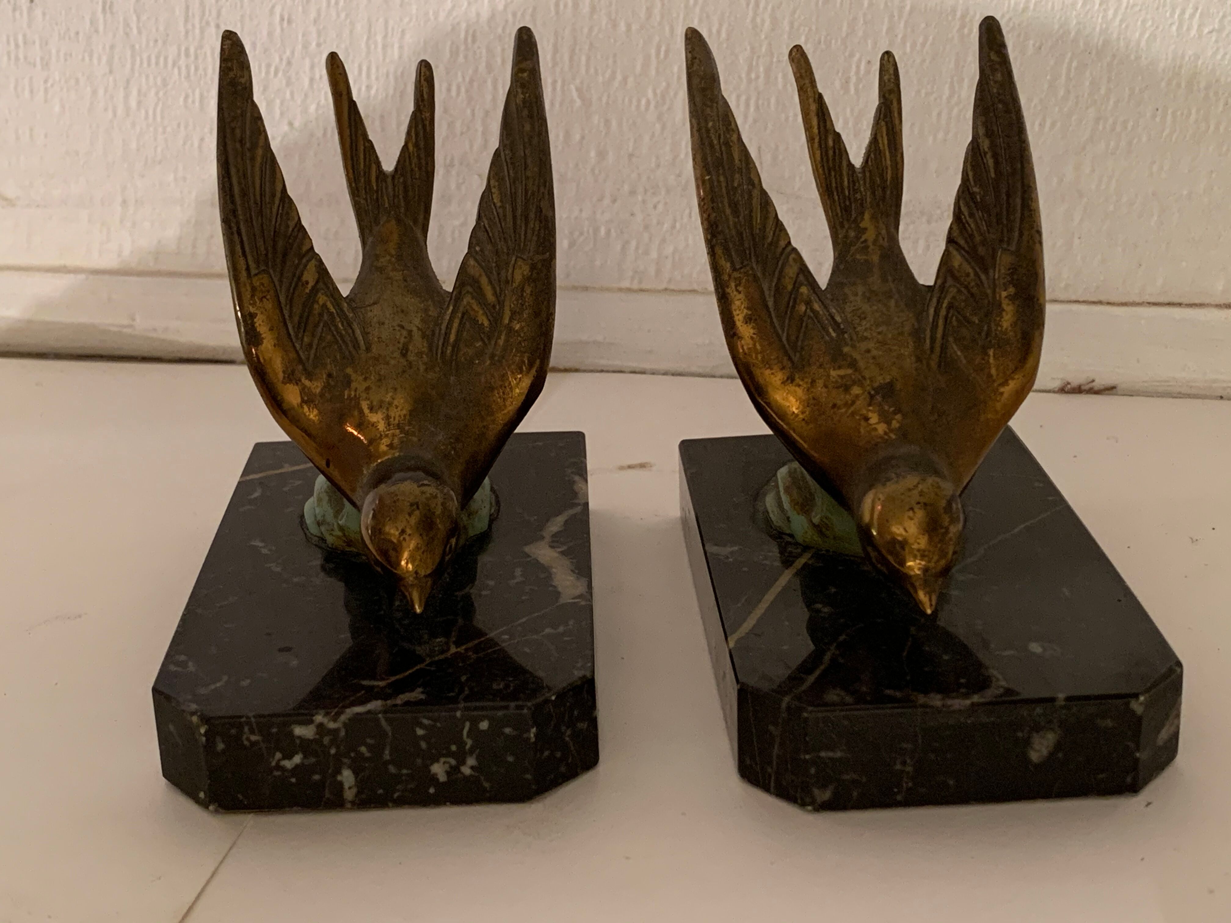 Greenhouse books end swallow