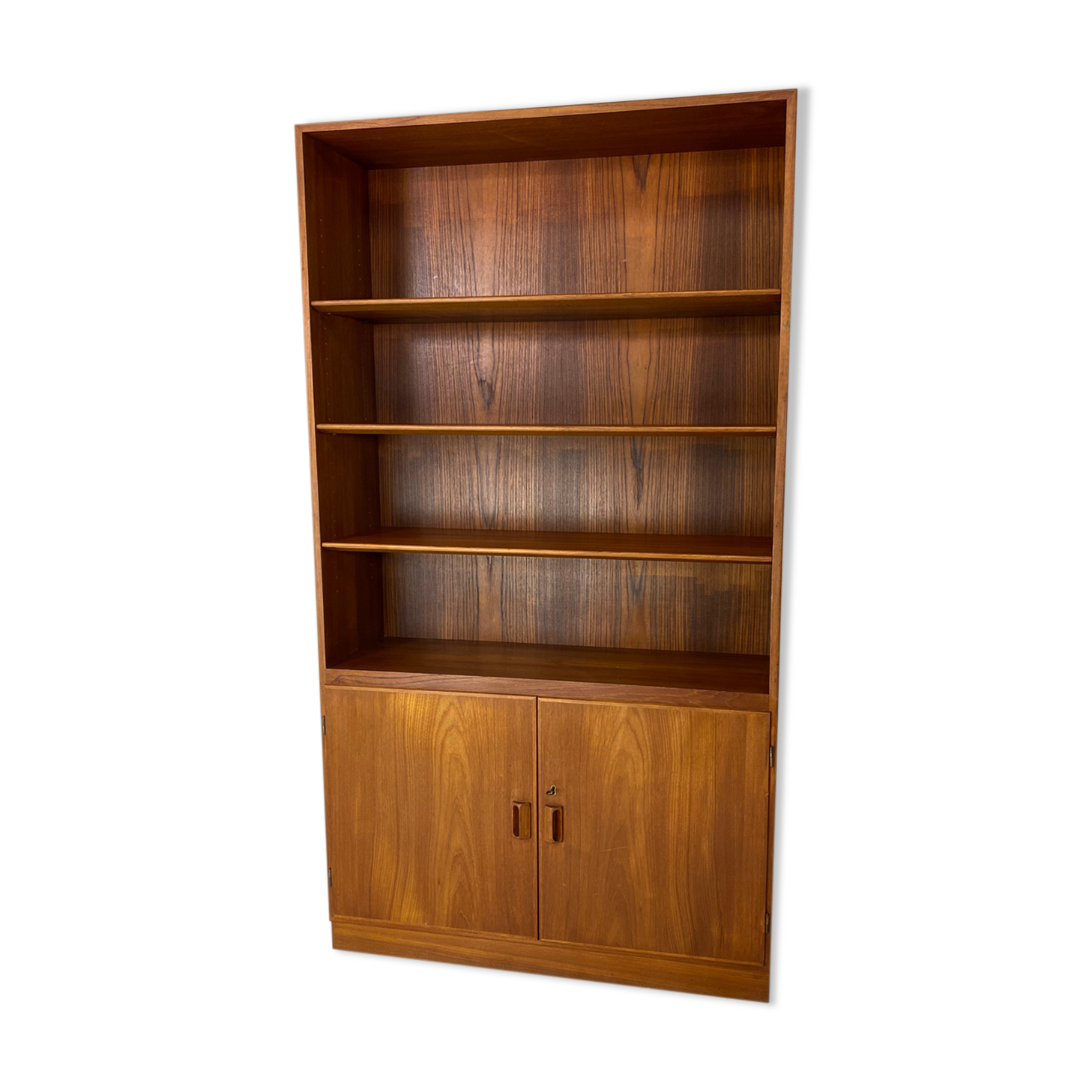 Vintage, Danish Scandinavian Design teak cabinet bookcase by Borge Mogensen for Soborg, 1960s