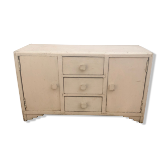 Doll cabinet