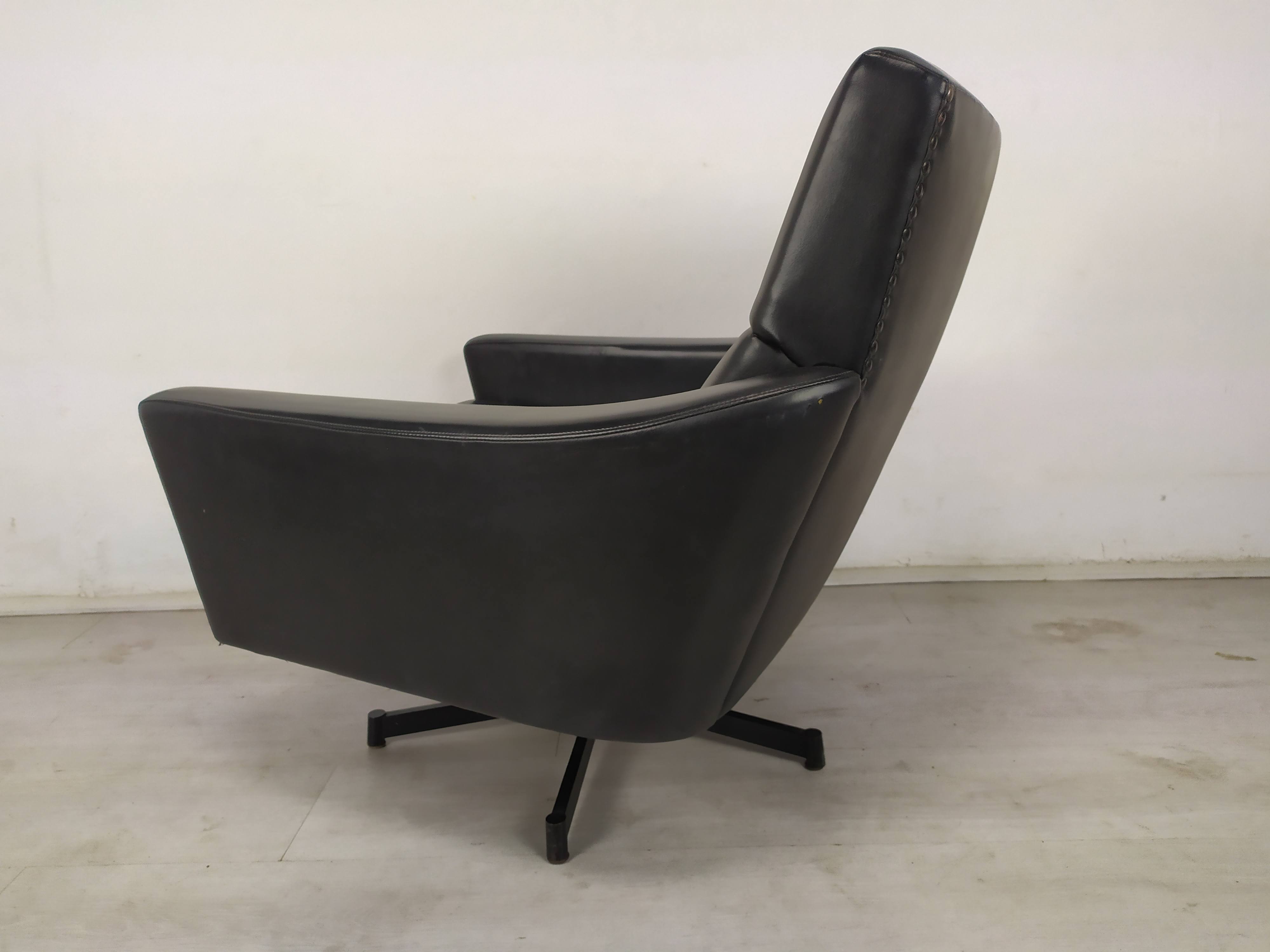 Vintage swivel armchair