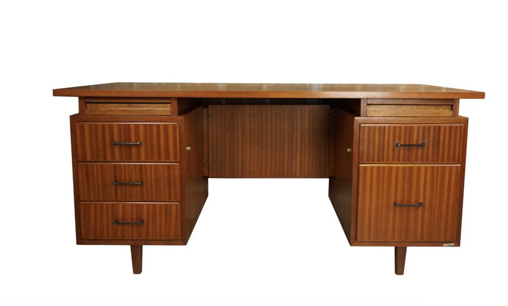 Burwood and Atlar desk