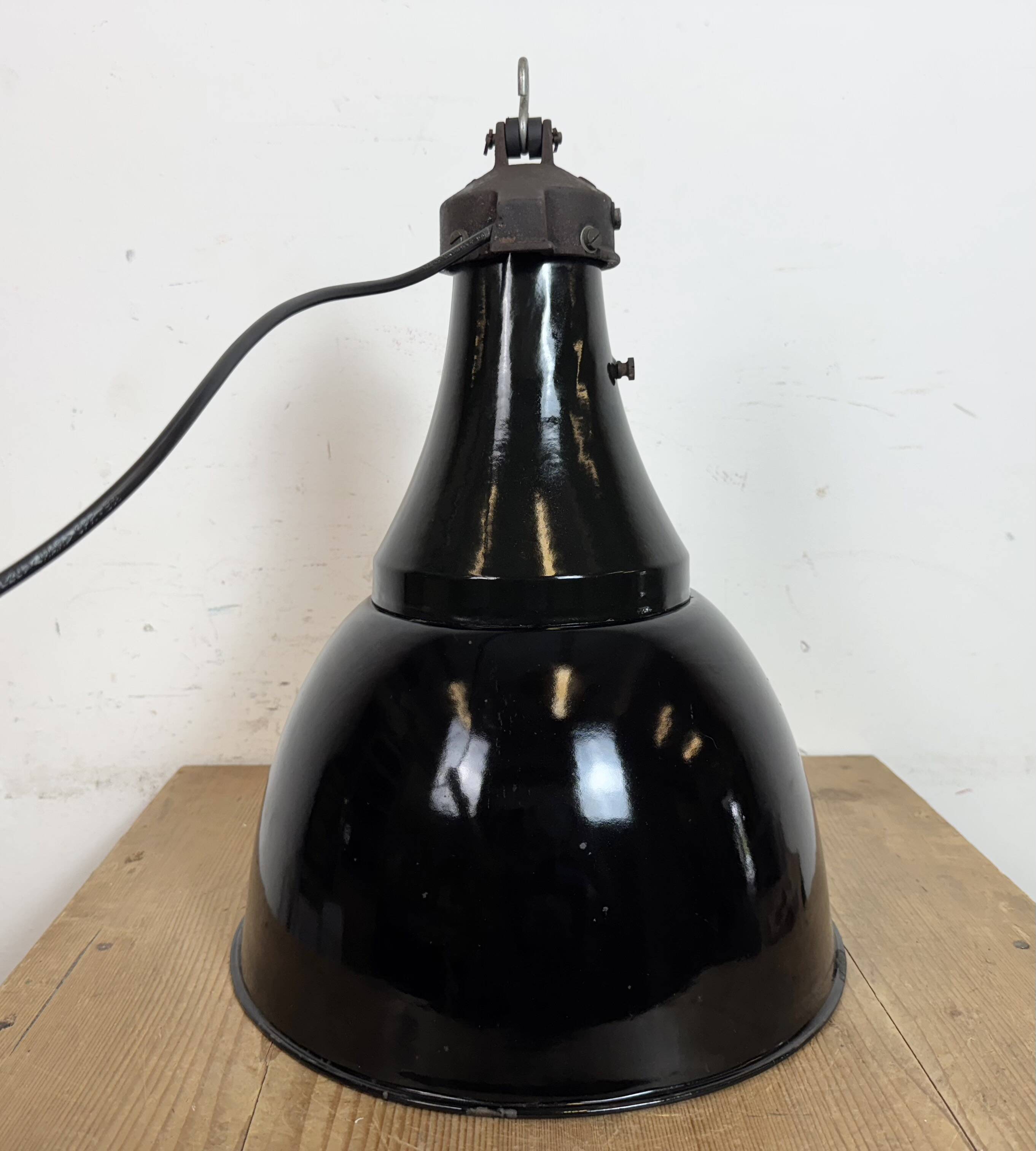 Industrial Black Enamel Bauhaus Pendant Lamp, 1930s