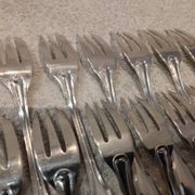 12 silver-plated metal cake forks by Argental silversmiths with a decorative pattern
