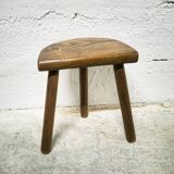 Tripod cowherd stool