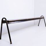 Banc en bois et métal tubulaire noir, 1950