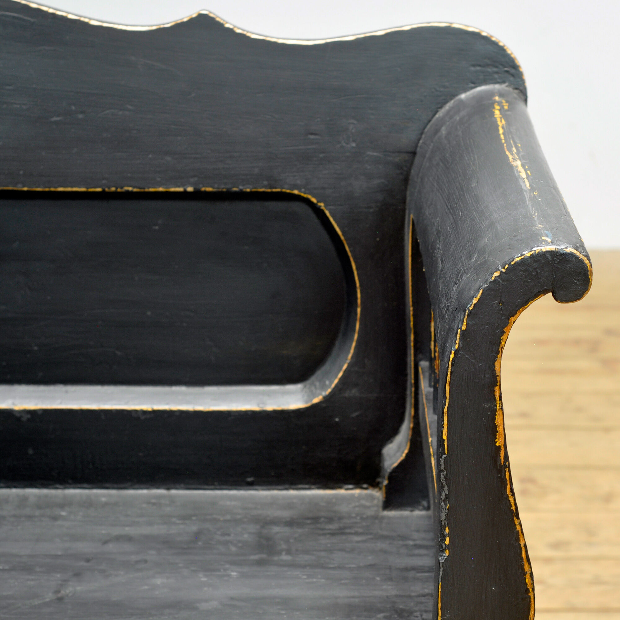Antique pine bench, 1900s