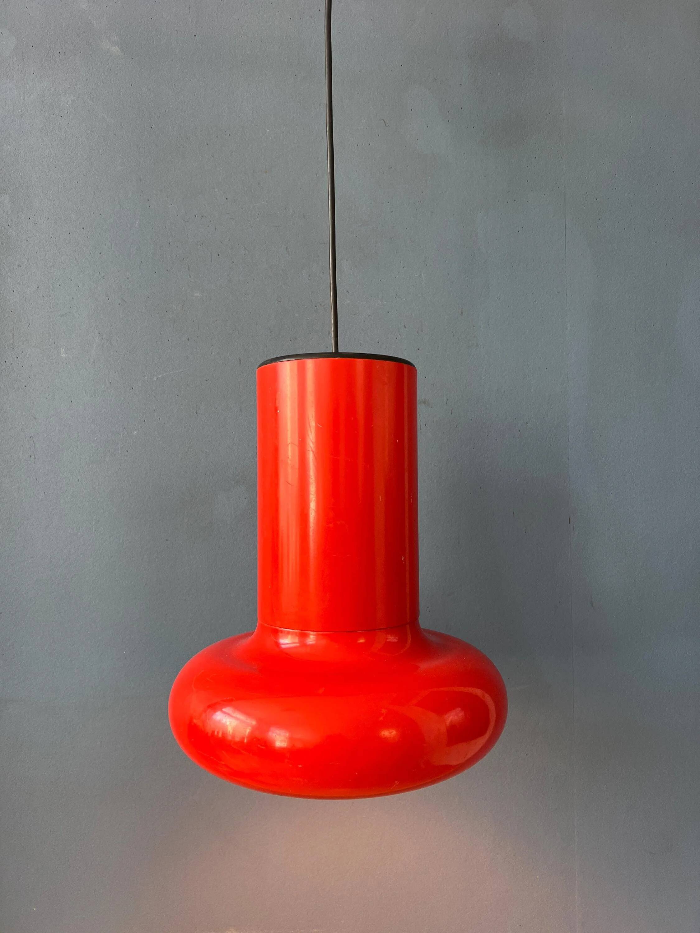 Suspension vintage Space Age conique rouge