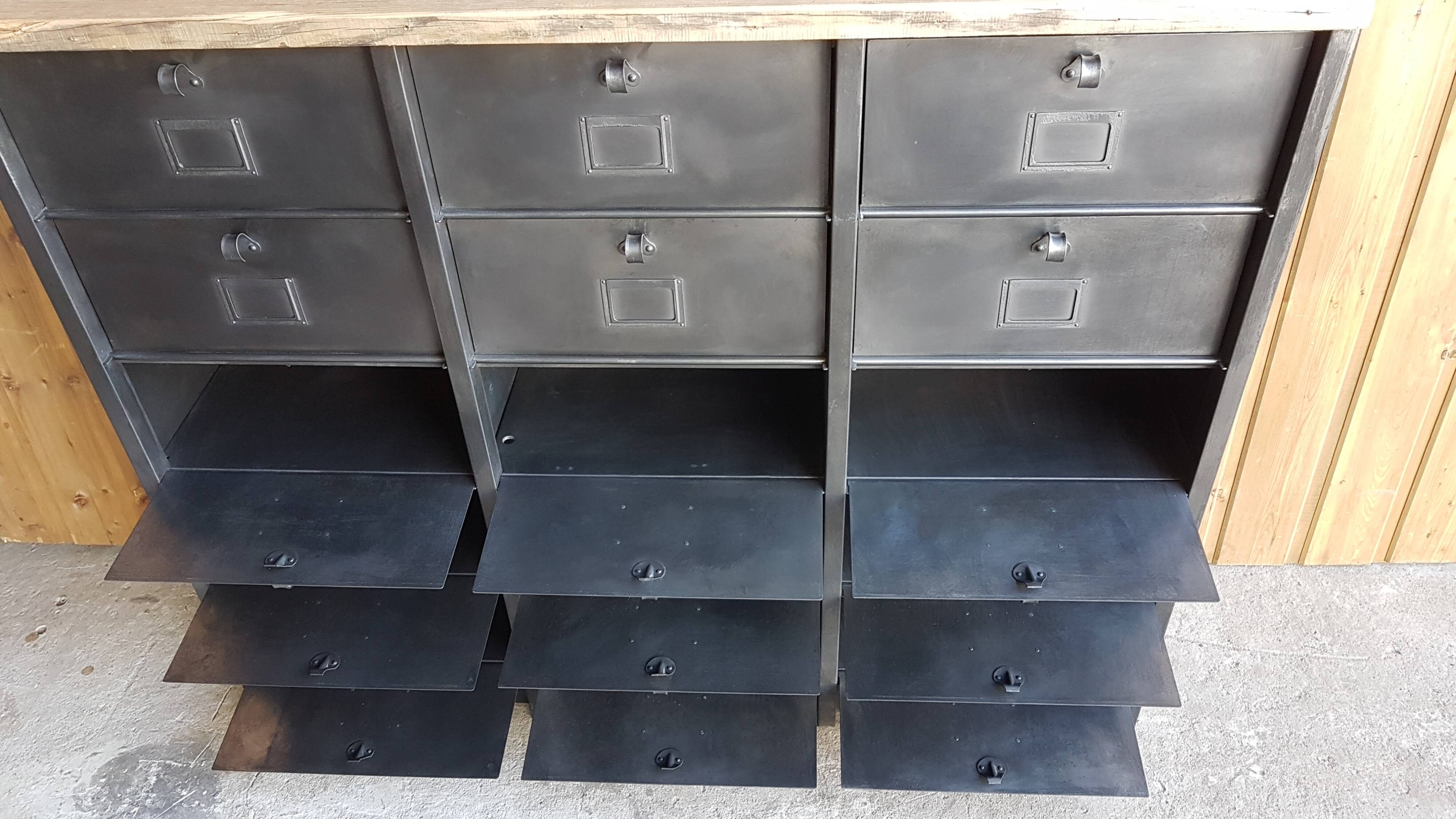 Strafor valve furniture