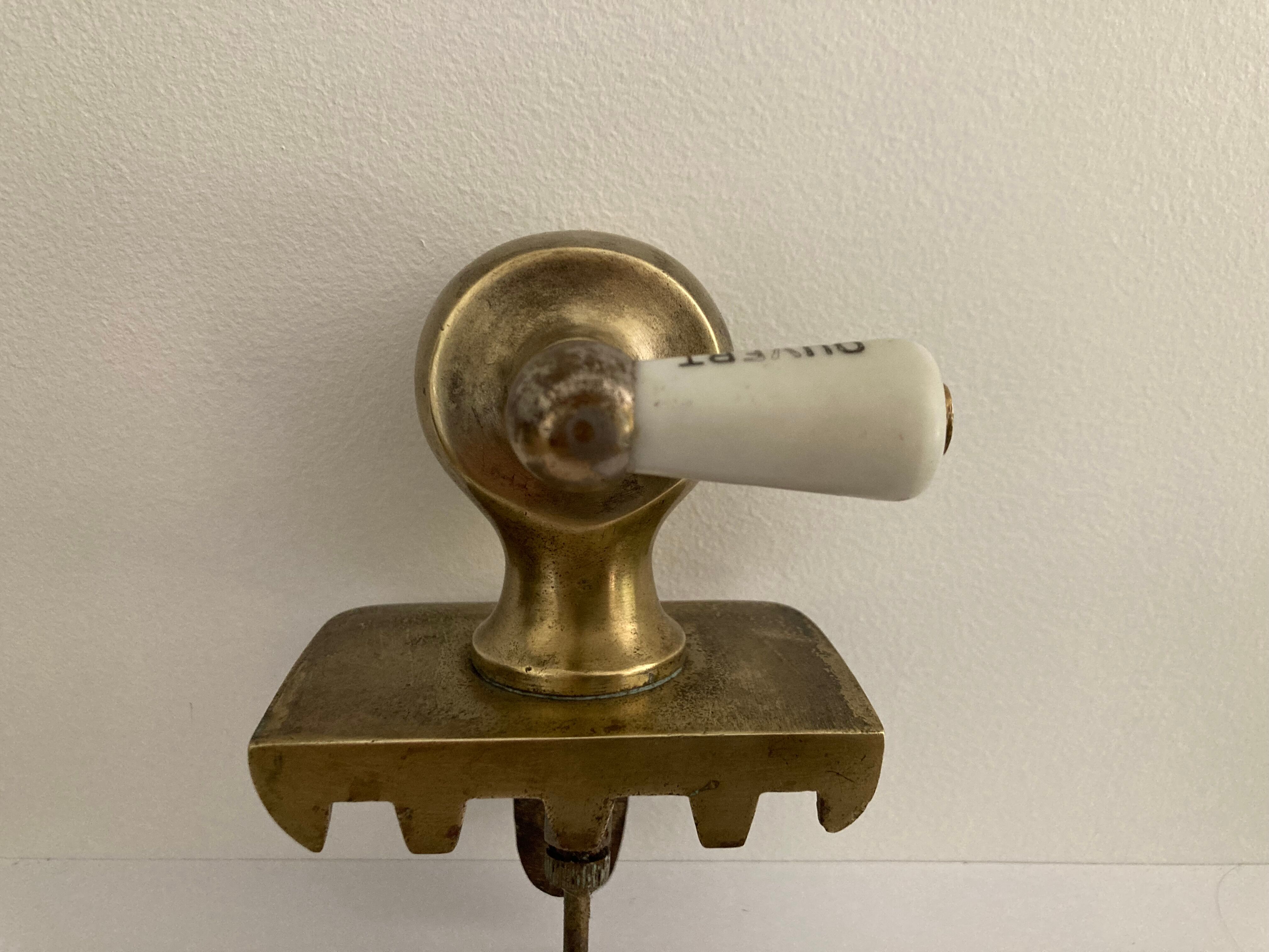 Washbasin evacuation mechanism