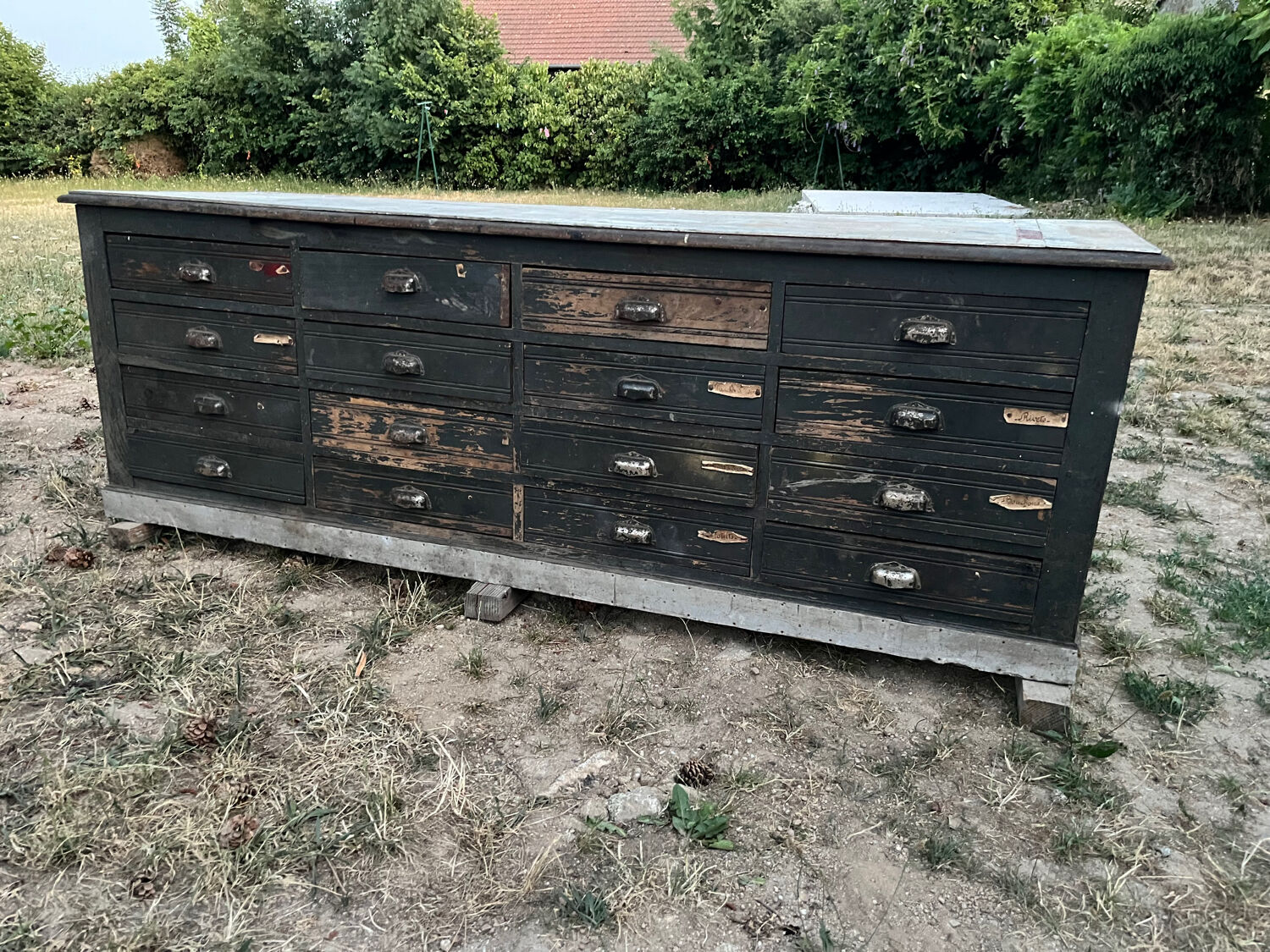 Meuble de métier à tiroirs