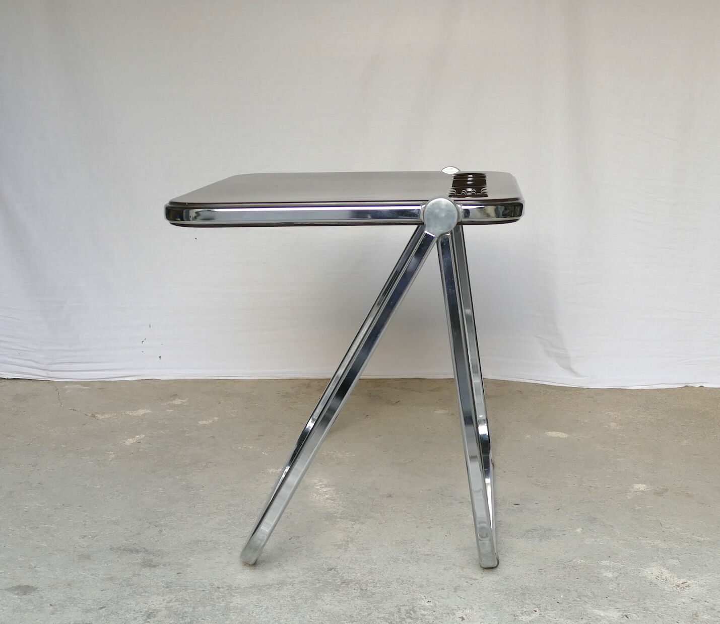 Giancarlo Piretti's Platone office for Castelli 1970