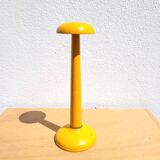Porte chapeau ancien jaune modiste chapelier