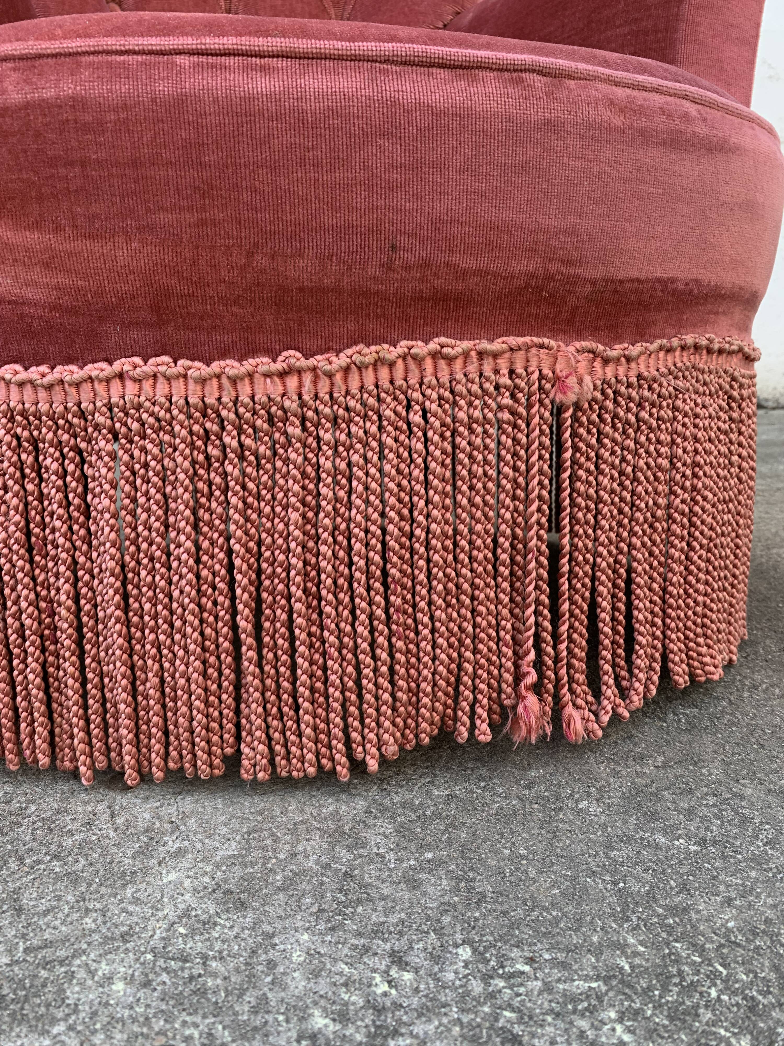 Padded pink toad armchair