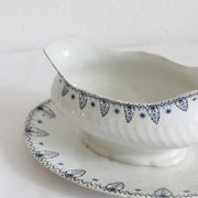 Gien "Memphis" iron clay sauce boat