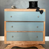 Chest of drawers foot mustache