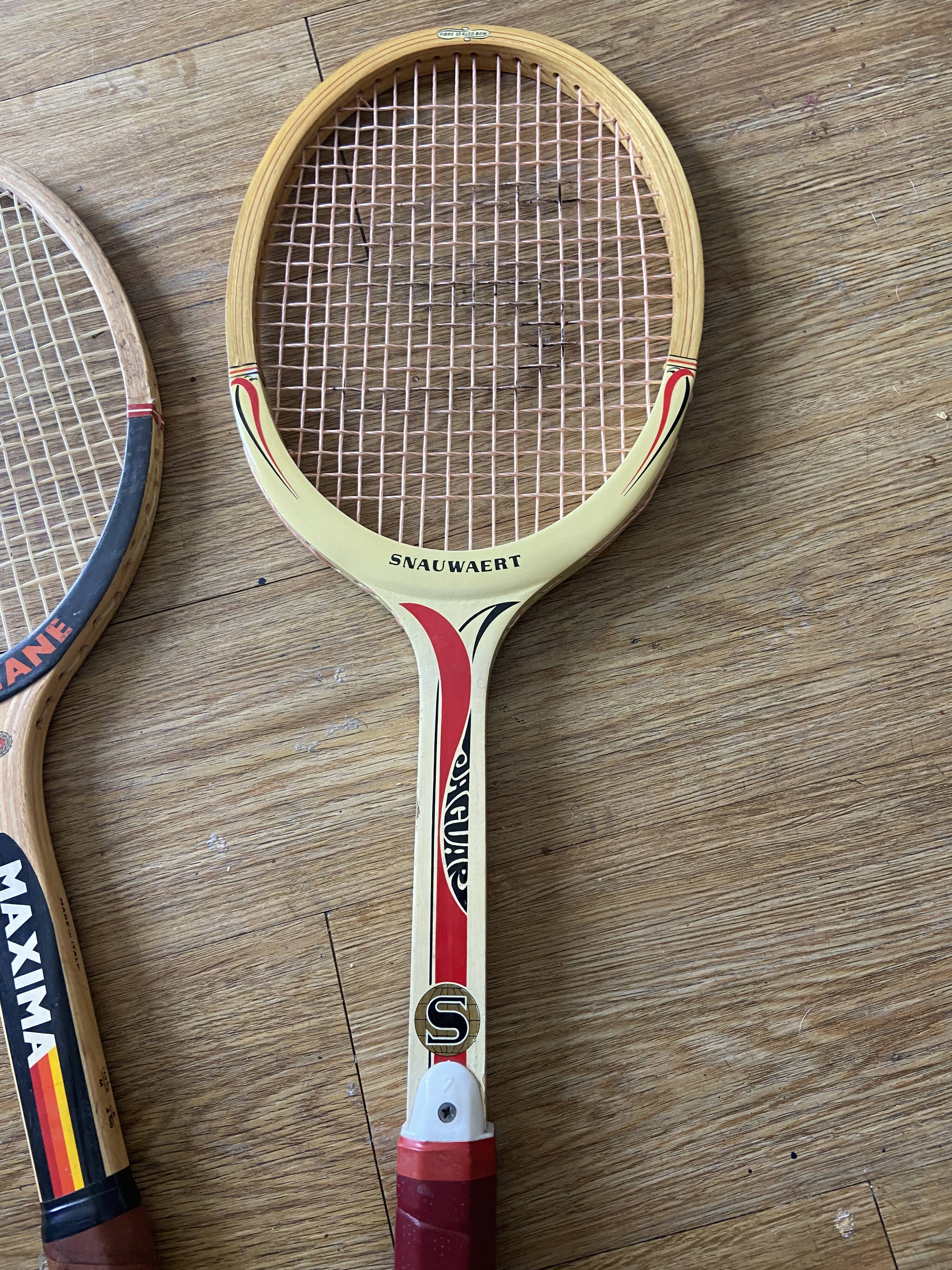 Série de 3 raquettes de tennis en bois vintage