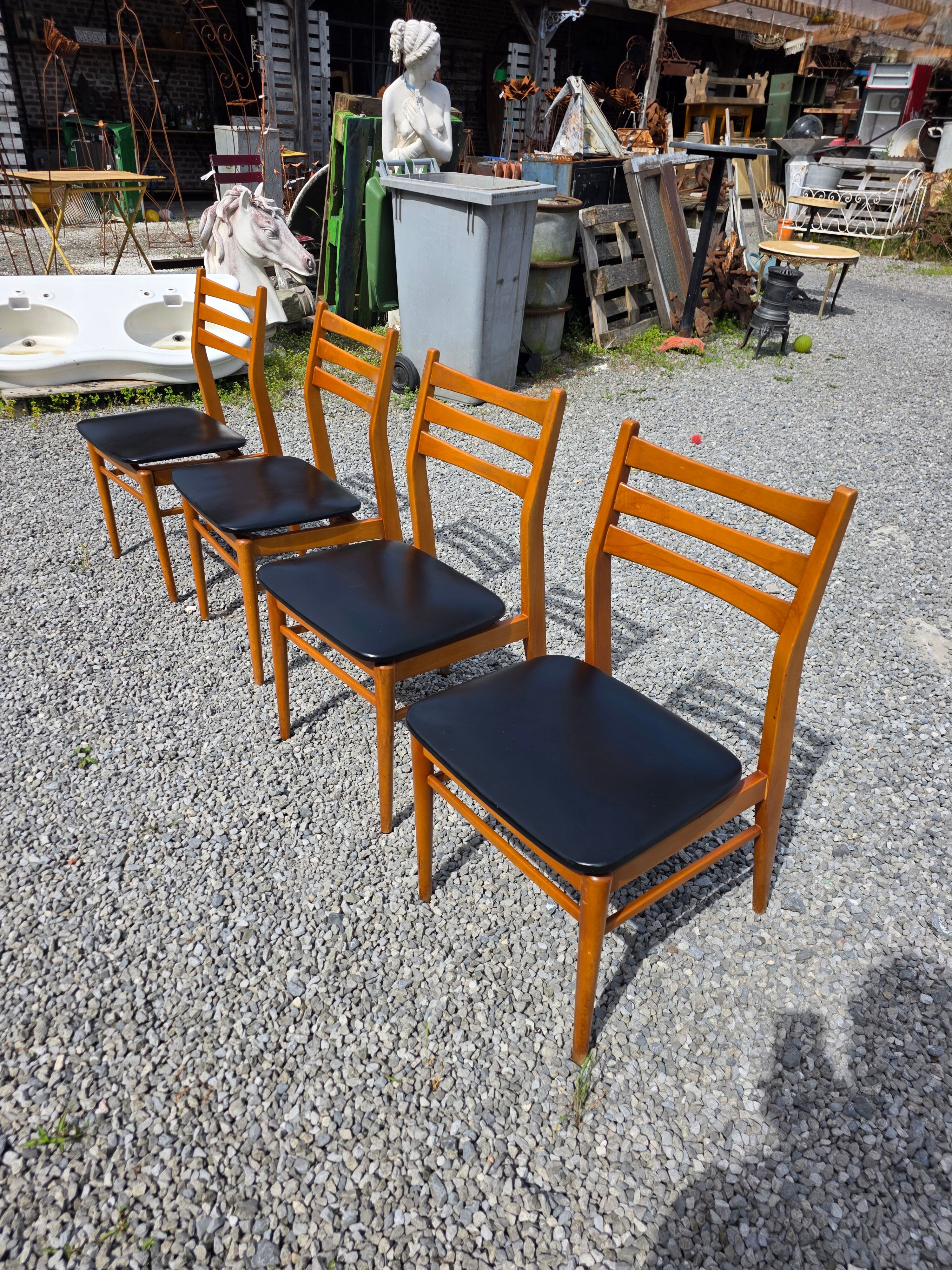 4 Scandinavian chairs from the 1960s