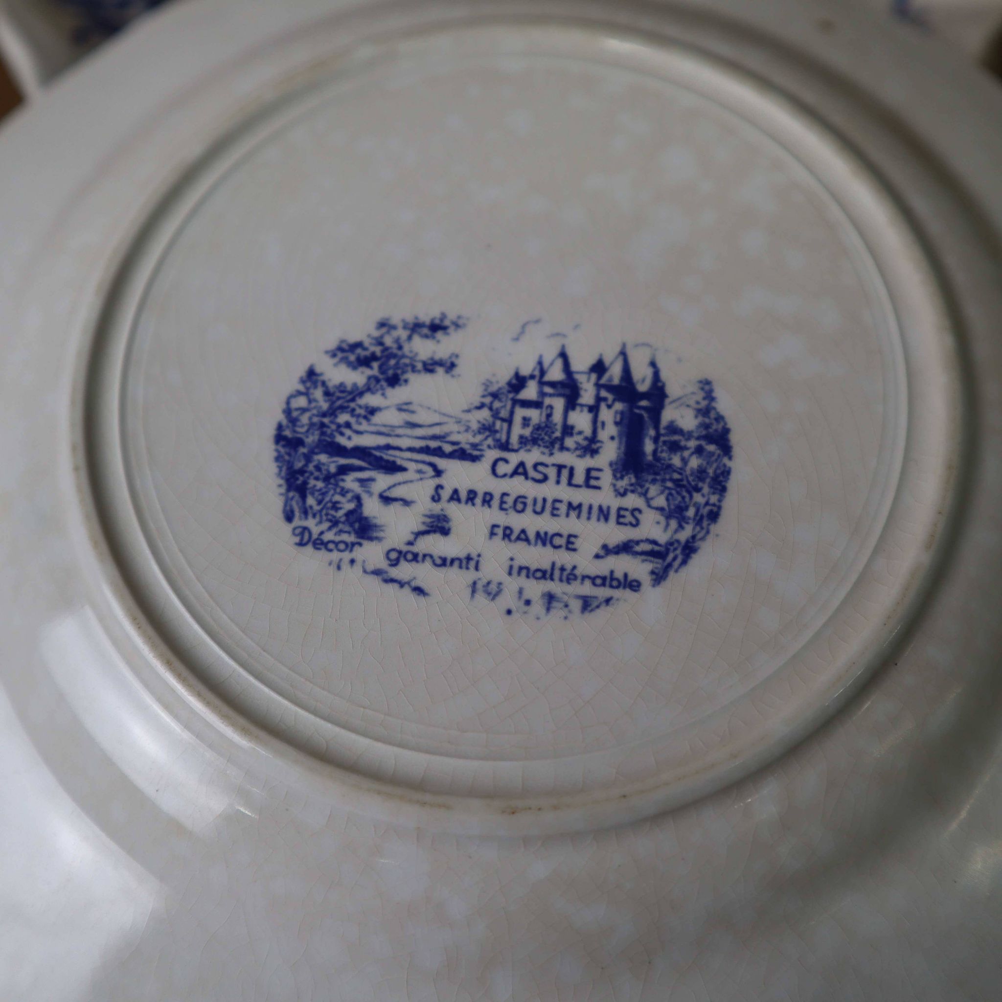 4 vintage Sarreguemines Castle model dessert plates