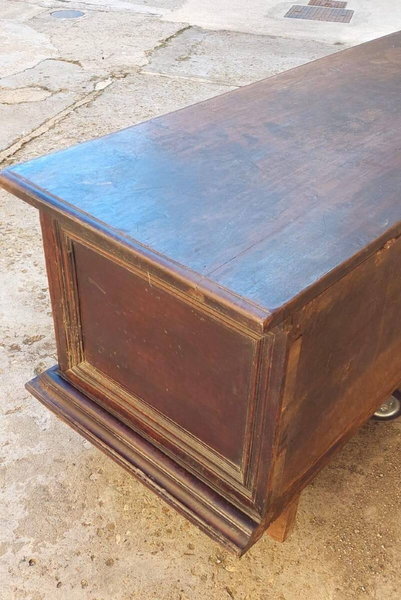 Antique Italian box, 17th century