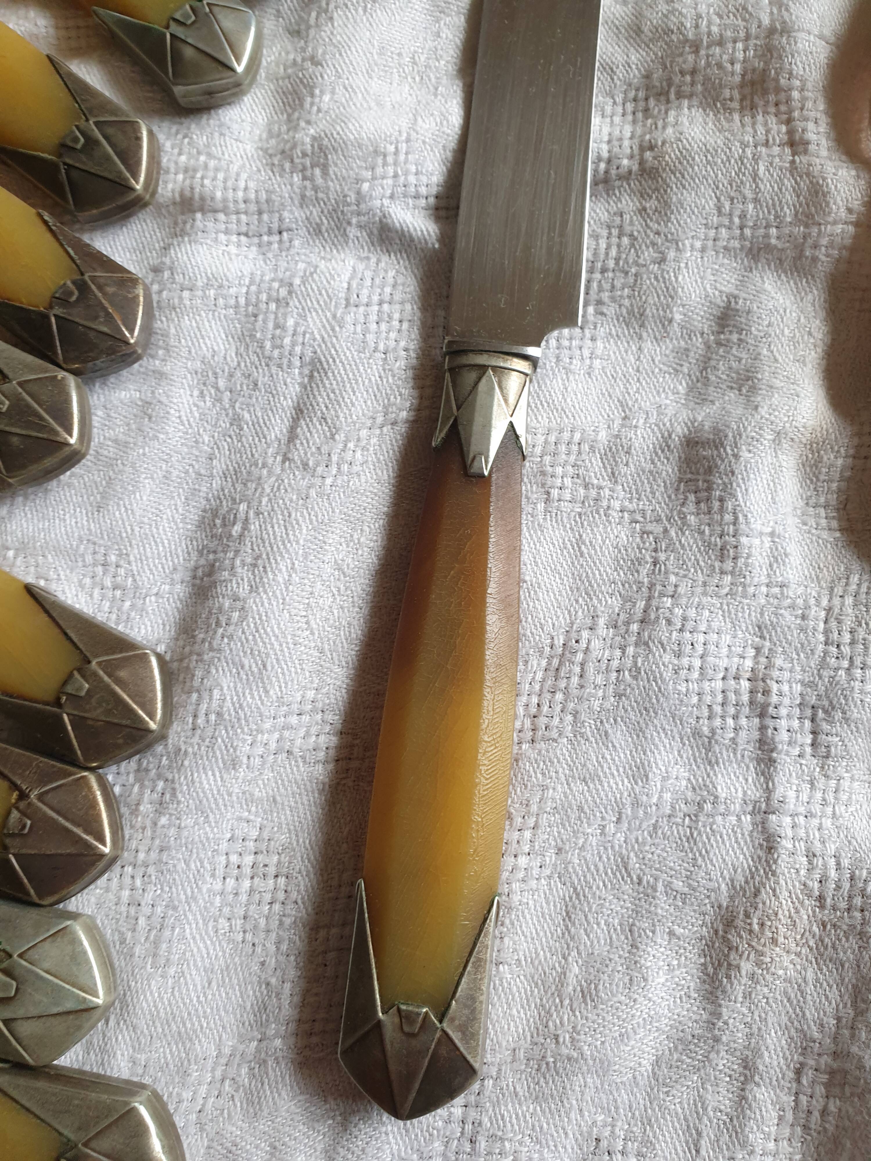 12 art deco knives