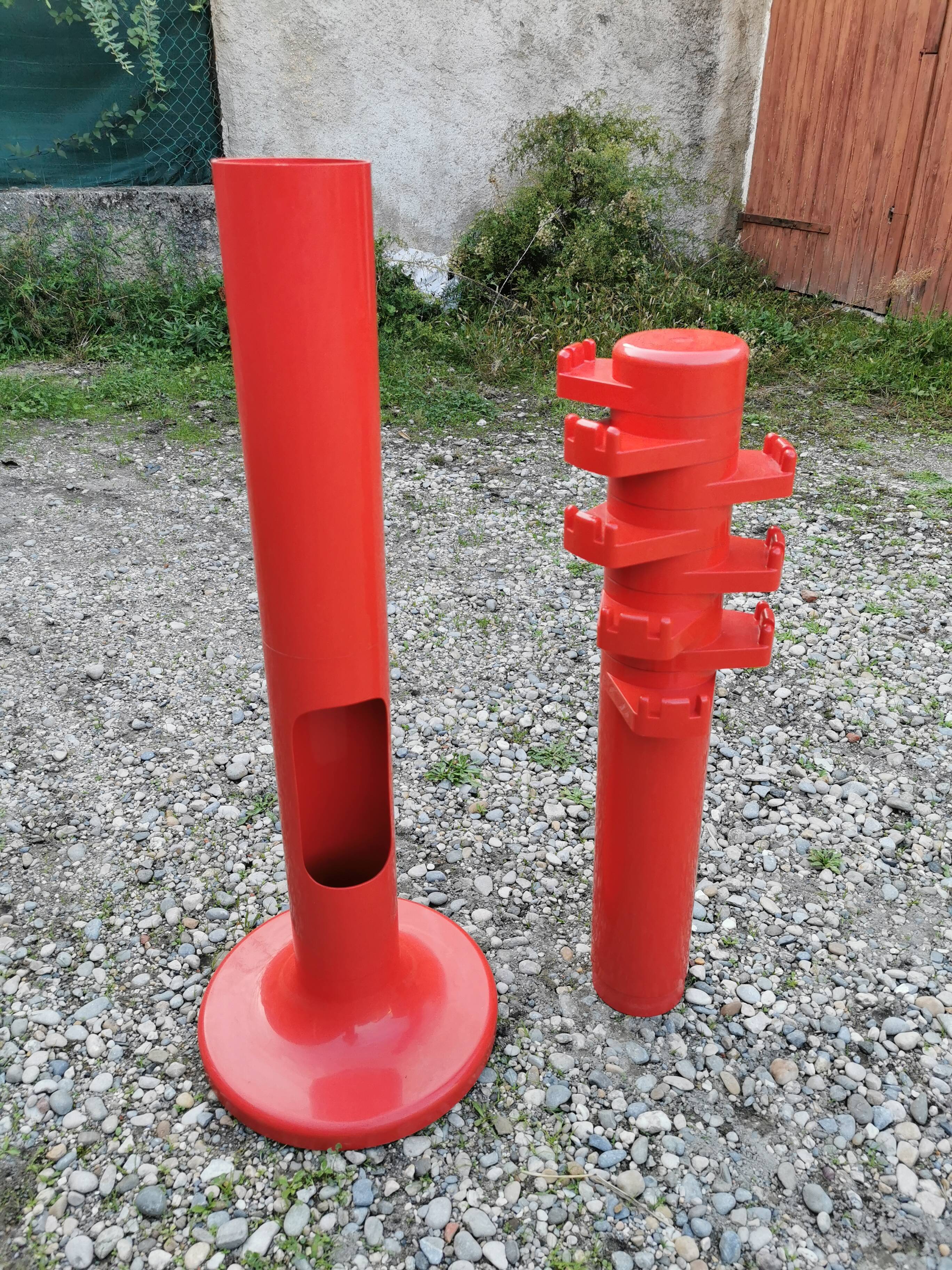 Portemanteau space age