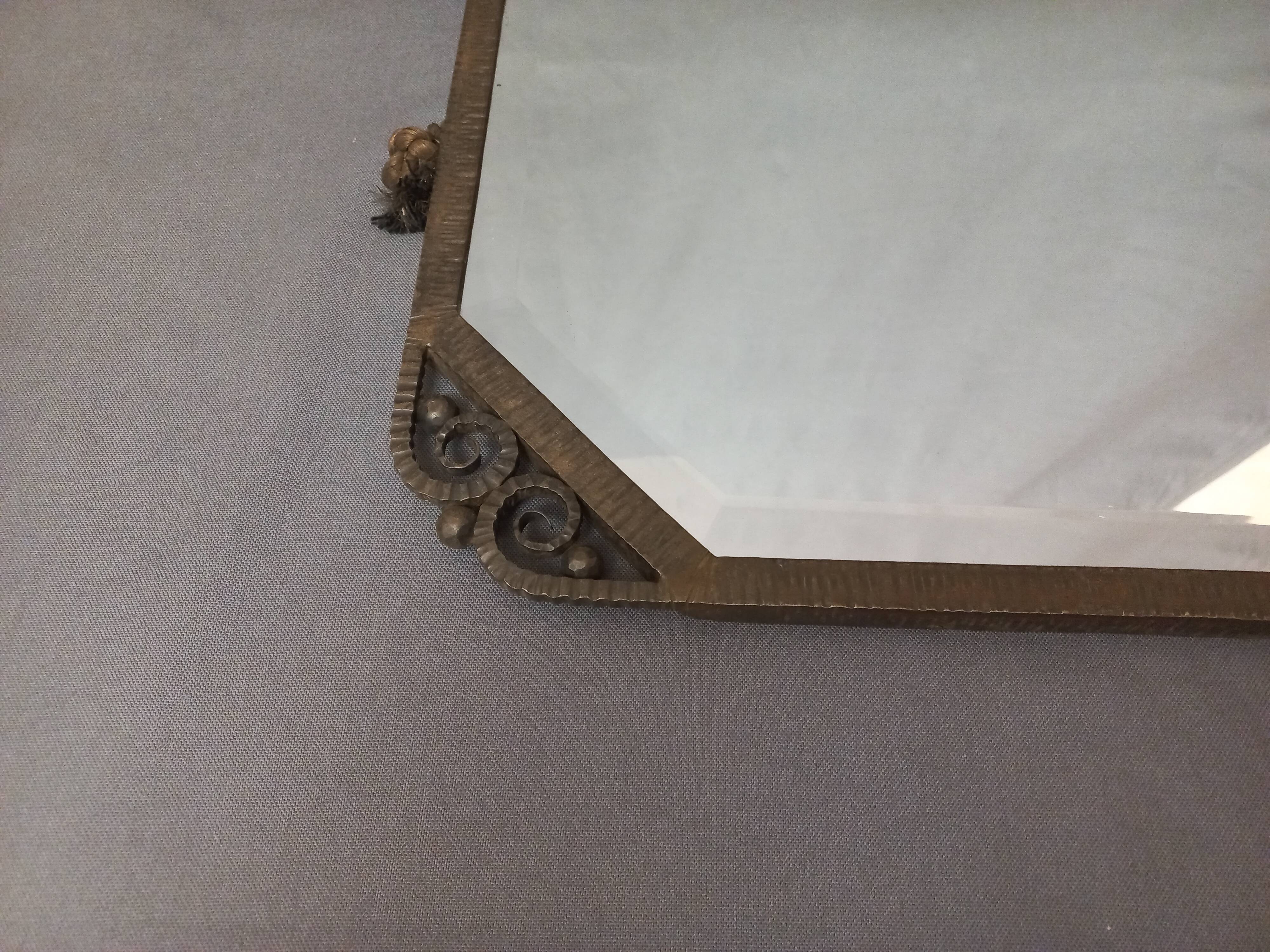 Art Deco mirror 1930 in beaten iron