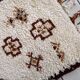 Tapis vintage berbère marocain fait main – 74 x 136 cm - 1c1004