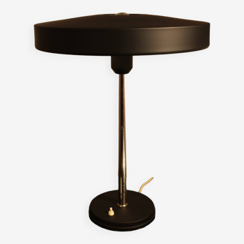 Lampe des années 1970 de Louis kalff