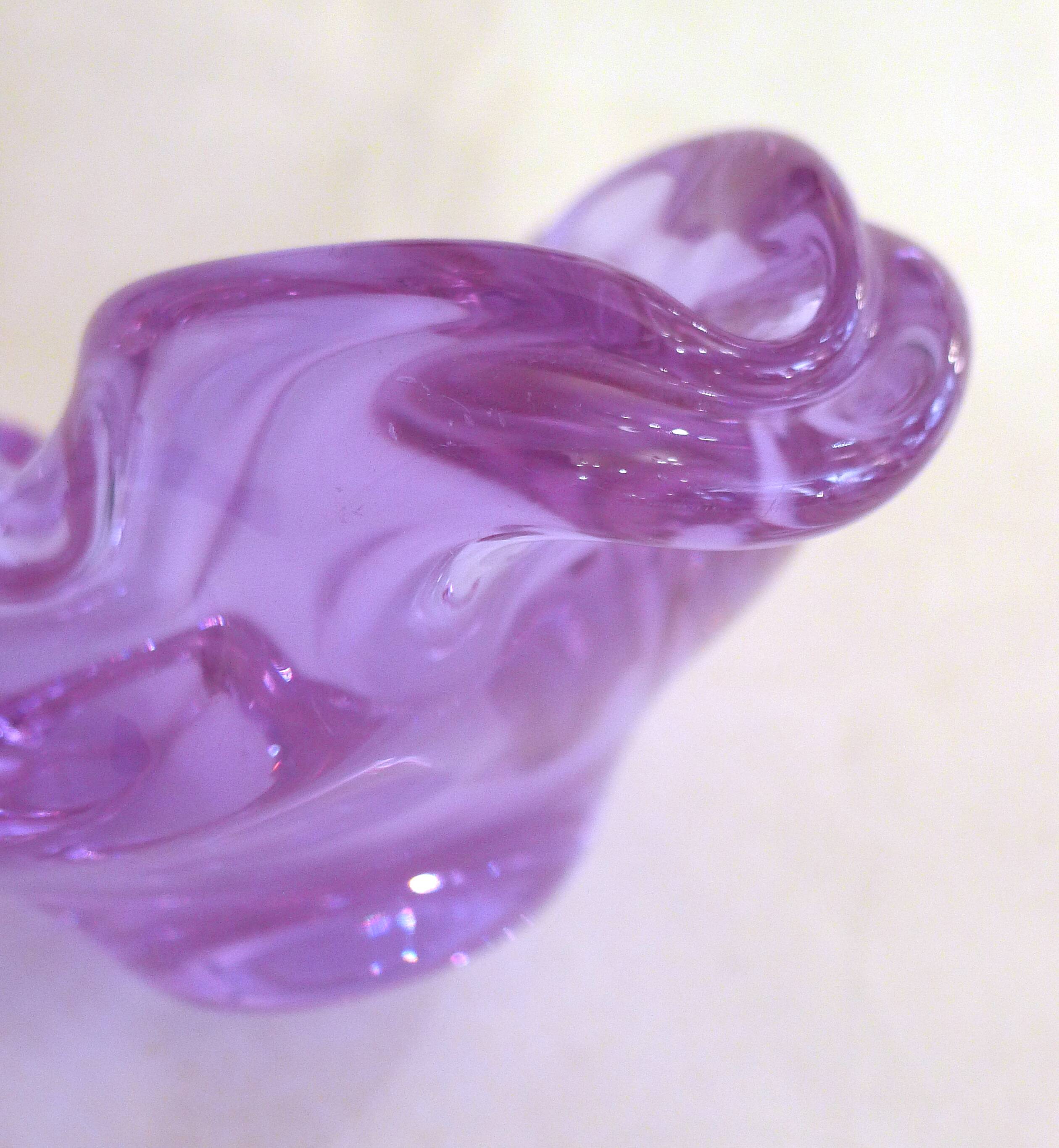 Alexandrite Trilobed Flower Ashtray