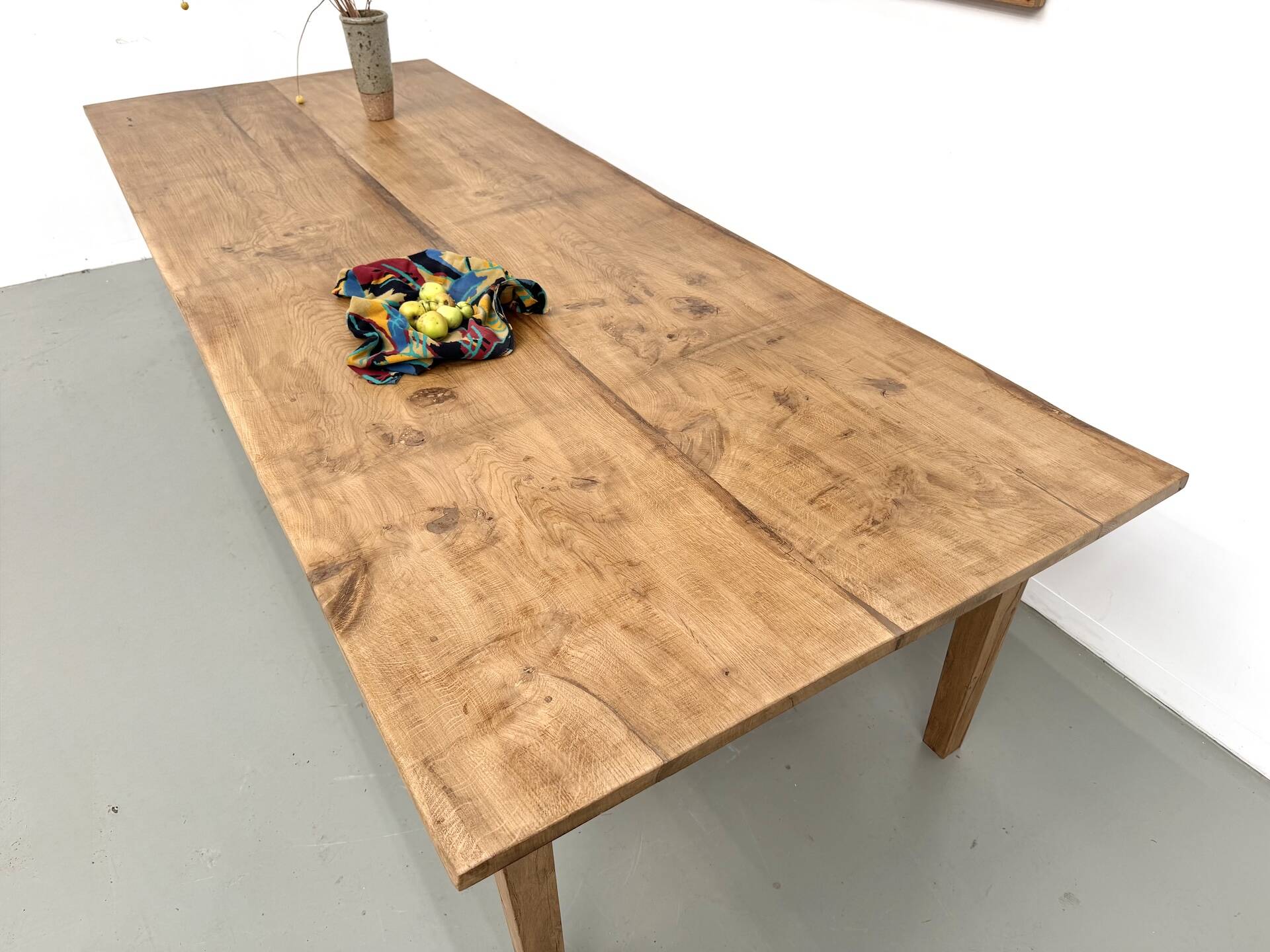 Very large farmhouse table in solid oak, 1950s – L300 cm