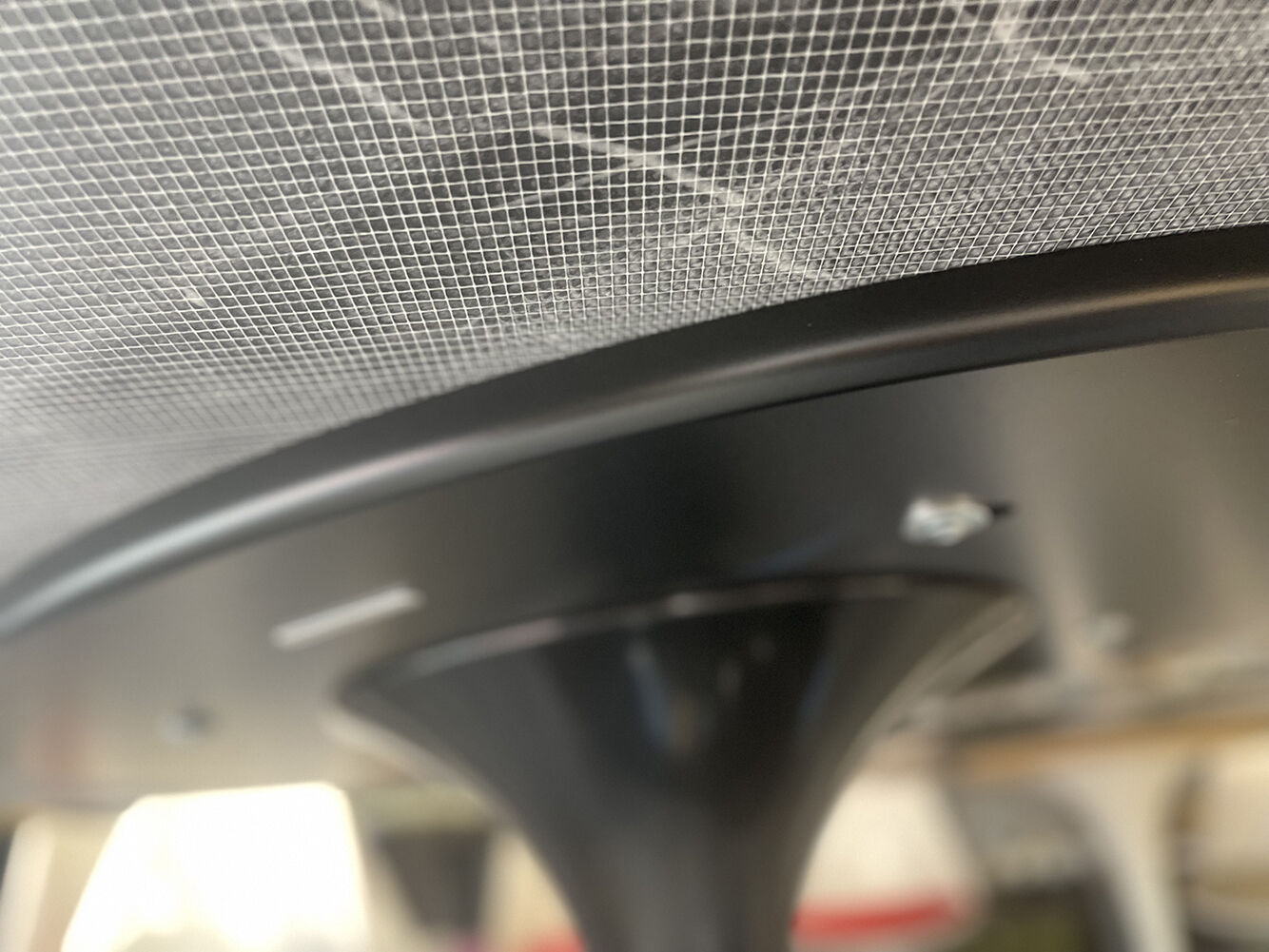 Saarinen & Knoll International: Tulip table, marble marquina and black rilsan