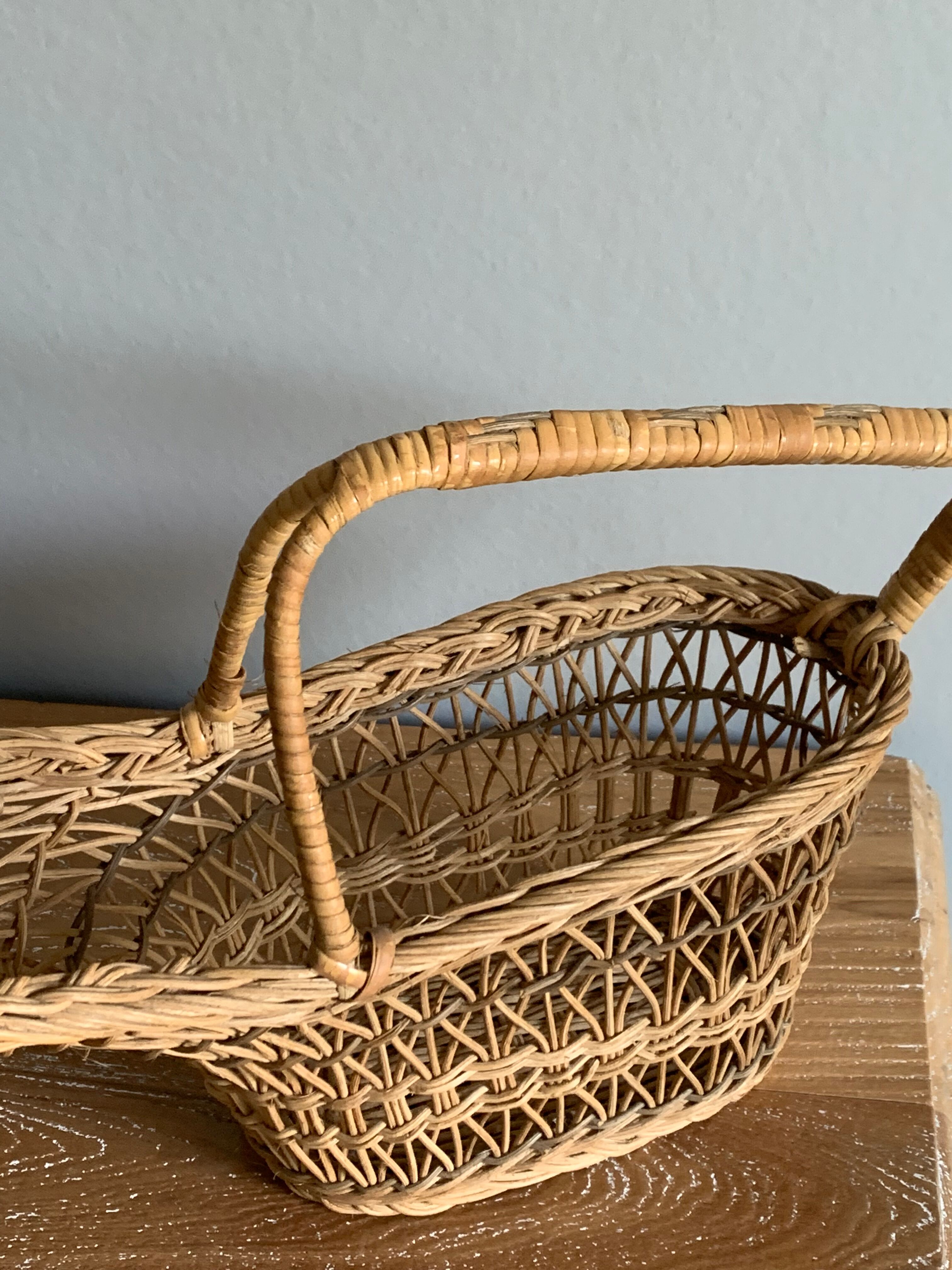 Vintage rattan bottle holder