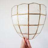 Mother-of-pearl shell shape wall lamp