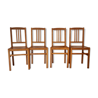 Bistro chairs by Elf cannot be moved