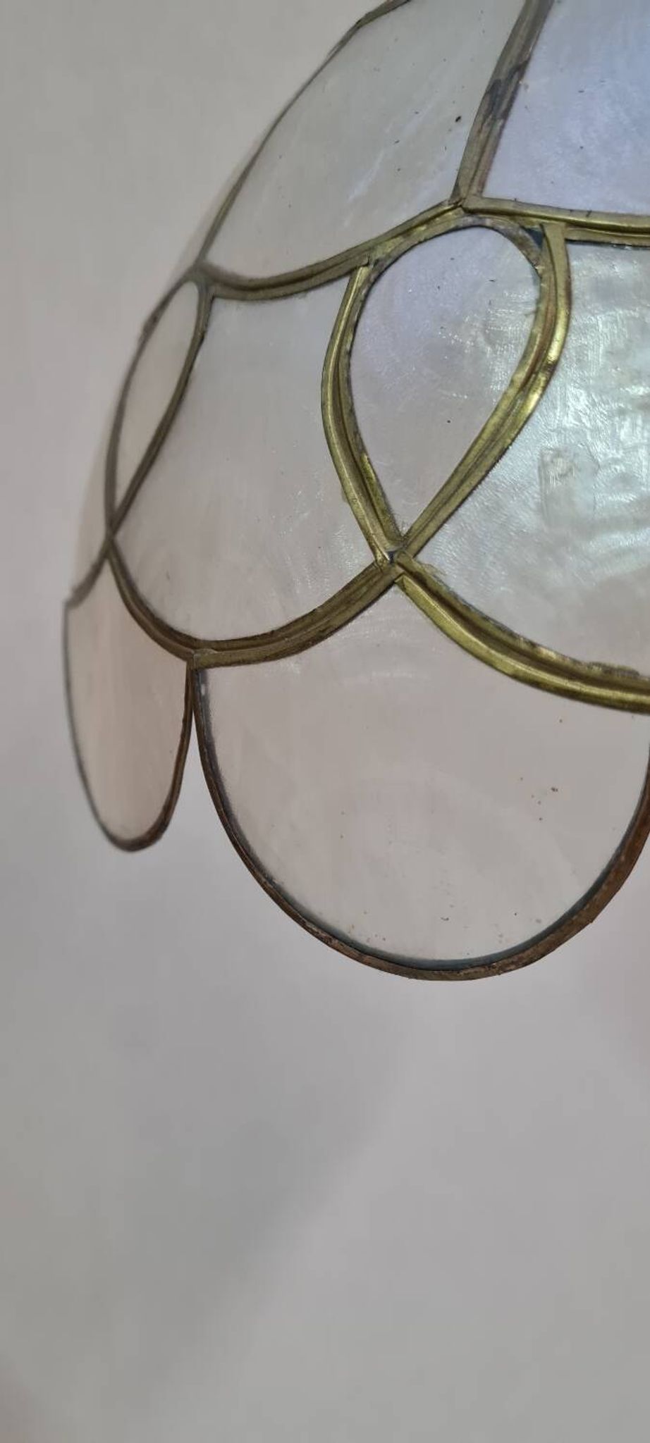 Suspension in brass and mother-of-pearl 1940