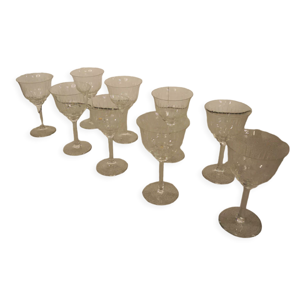 9 anciens verres à pied motif taillé Villeroy boch