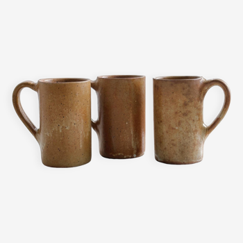 3 large stoneware mugs.