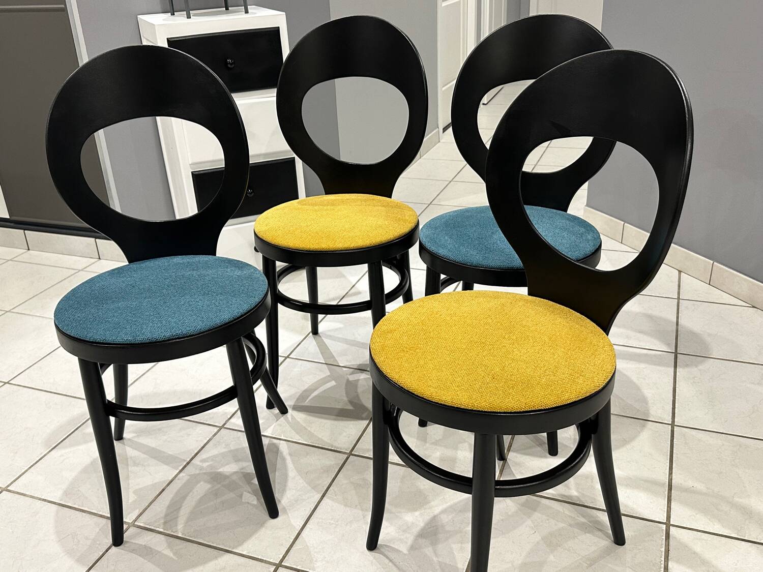 Set of 4 Baumann Bistro chairs, Mouette model, vintage 1970