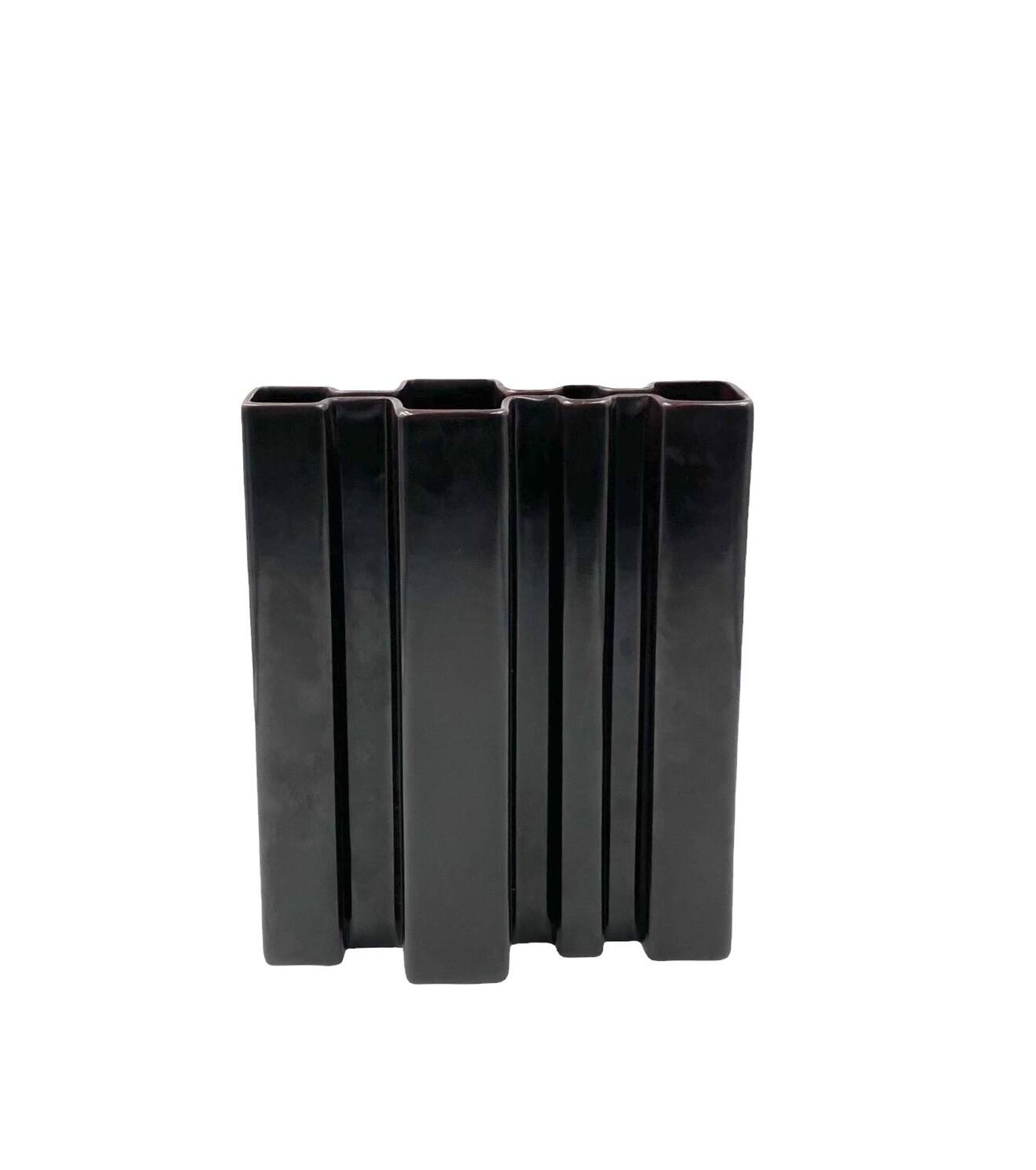 Angelo Mangiarotti, Space age brown ceramic vase, Fratelli Brambilla Italy ca. 1968