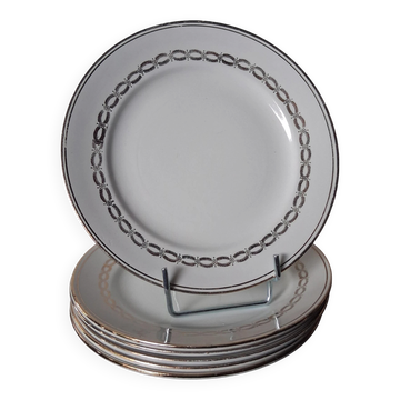 6 dessert plates in opaque porcelain in good condition.