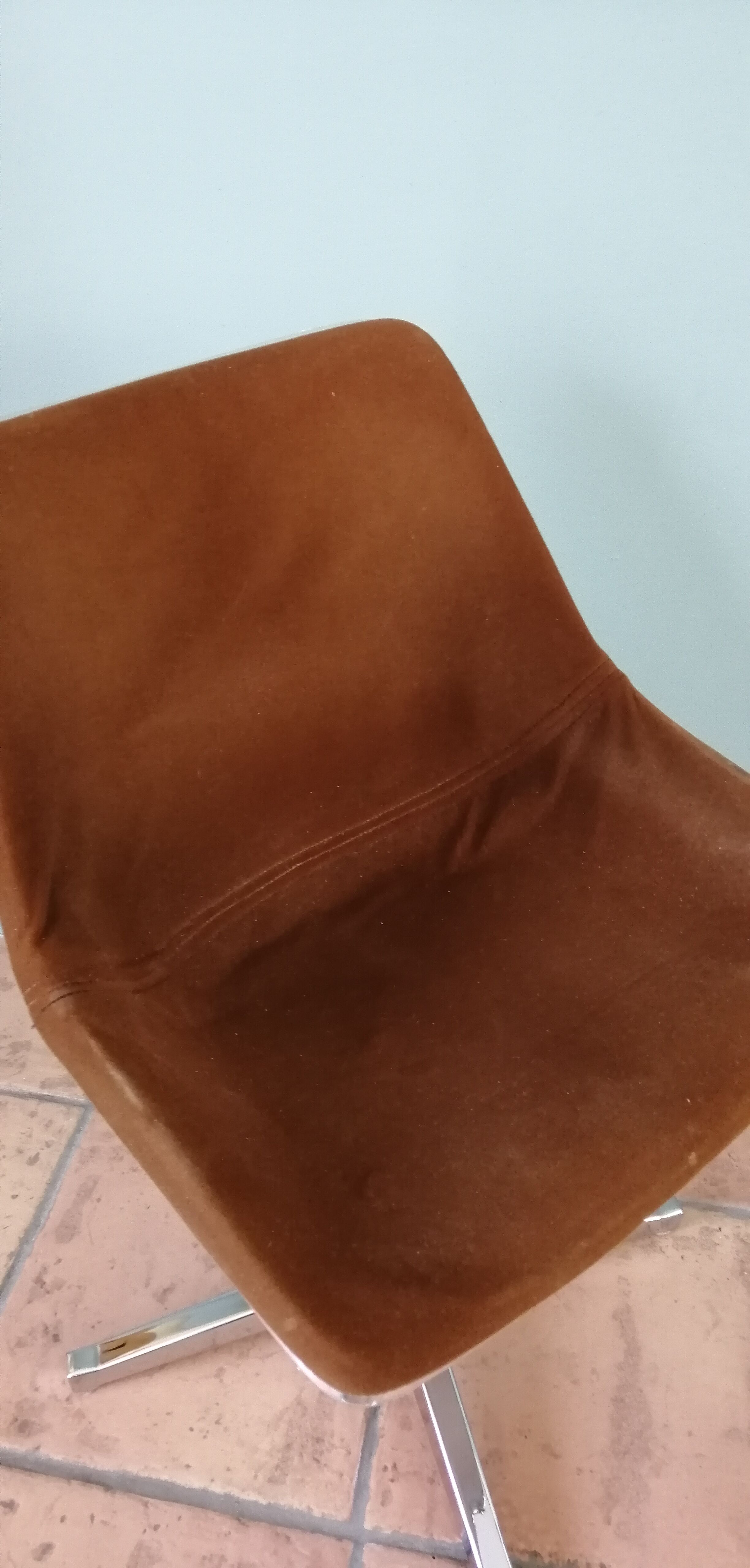 Chaise pivotante R.Schweitzer Lafargue modele L202