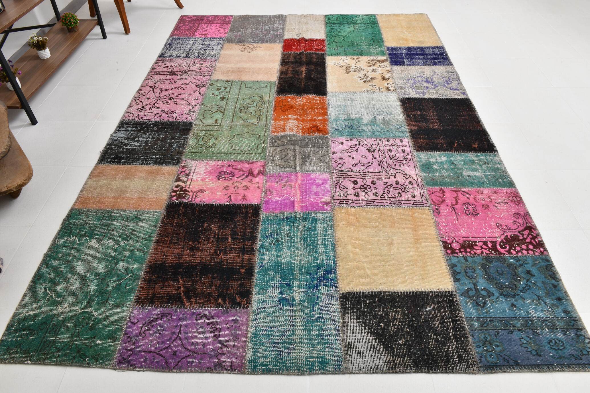 Distressed multicolor turkish rug 299x209 cm