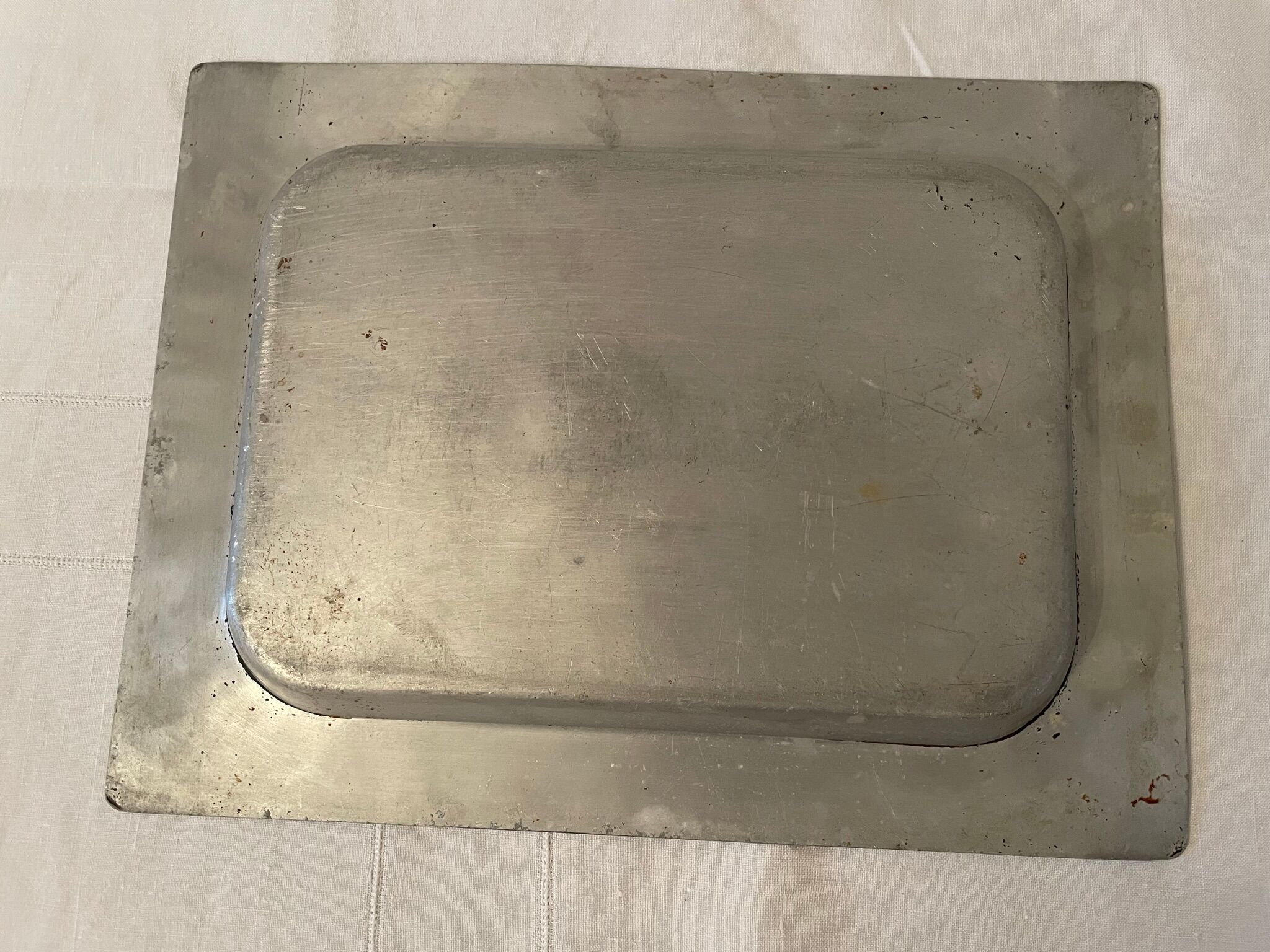 Rectangular aluminum plate